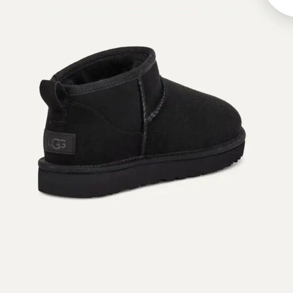 UGG Classic Ultra Mini II Black Size 7 New in Box - Picture 5 of 15